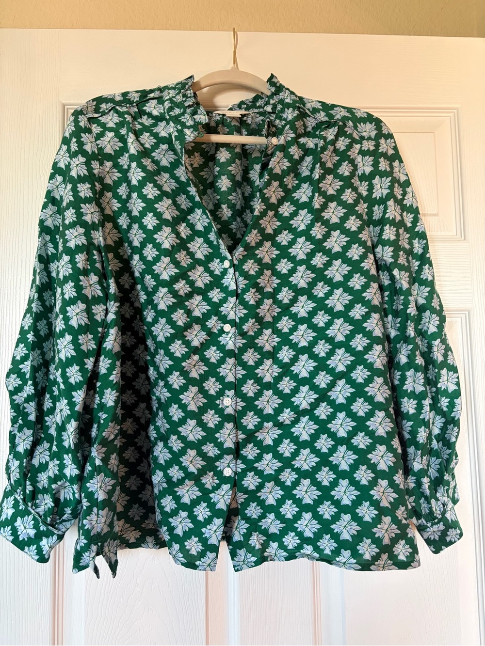 Caslon Green Blue Lattice Floral Print Button-Down Shirt NWOT - Picture 2 of 5